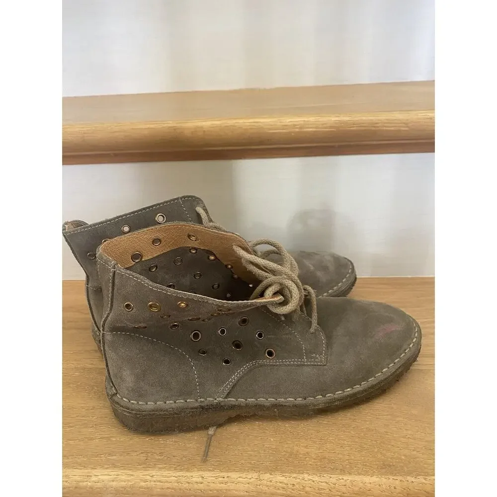 BANANA REPUBLIC CHUKKA ANKLE BOOTS BROWN DESERT TAN SUEDE LEATHER 9 Studs Woman